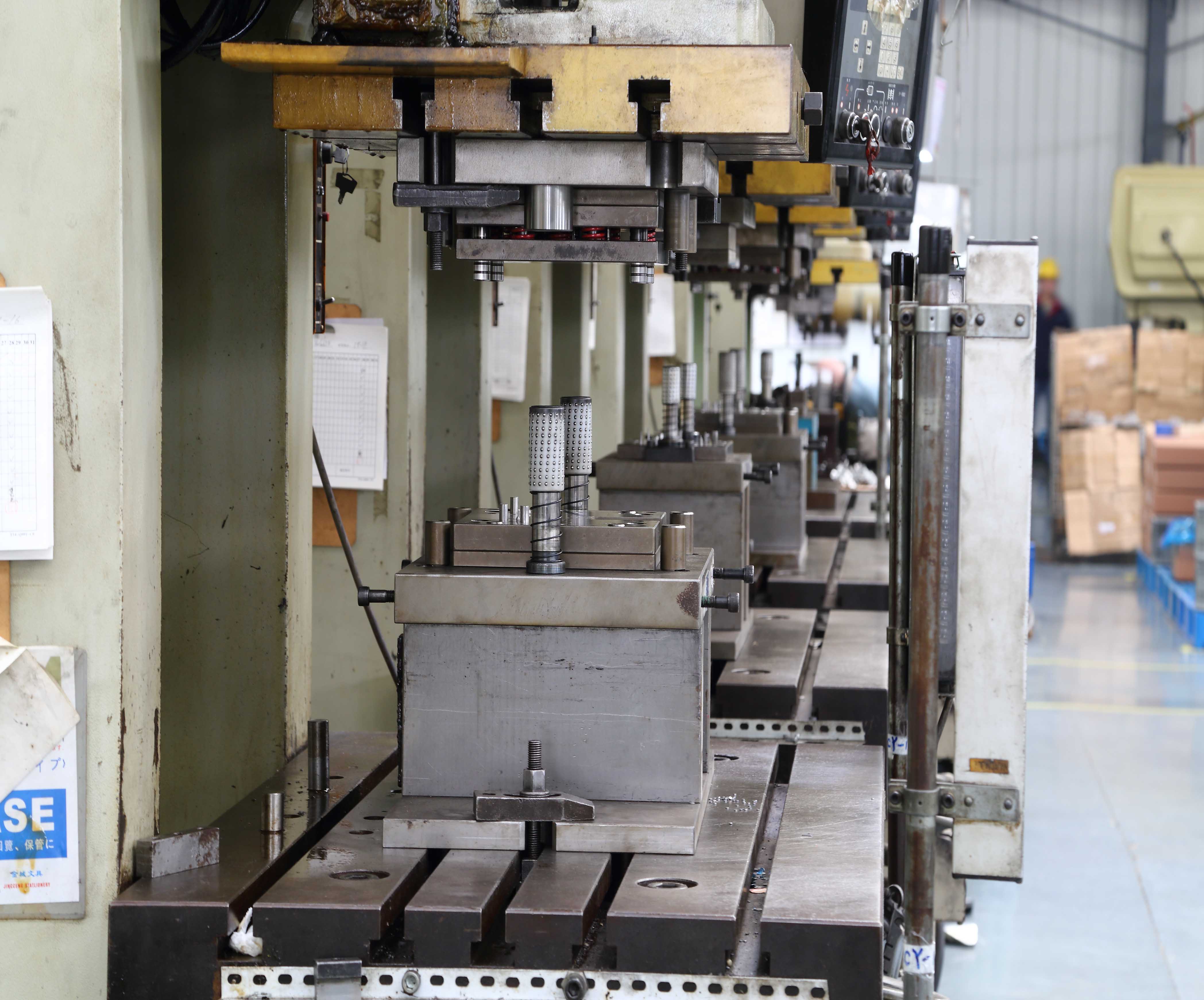 Tandem Stamping Equipments